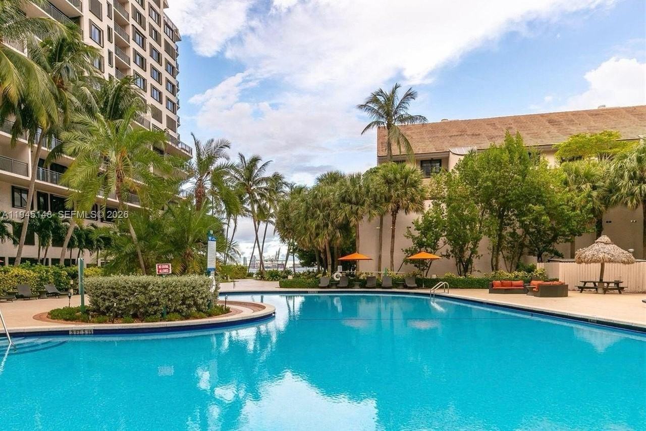 540 Brickell Key Dr #1201 - Photo 6 of 18