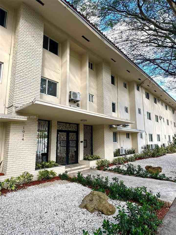 1014 Salzedo St #311 - Photo 3 of 18