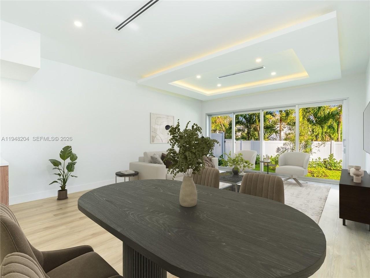 1421 Sw 24th Ct #1 - Photo 4 of 20