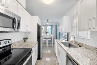 1821 Sw 11th Ct #FRONT - Photo 1 of 1