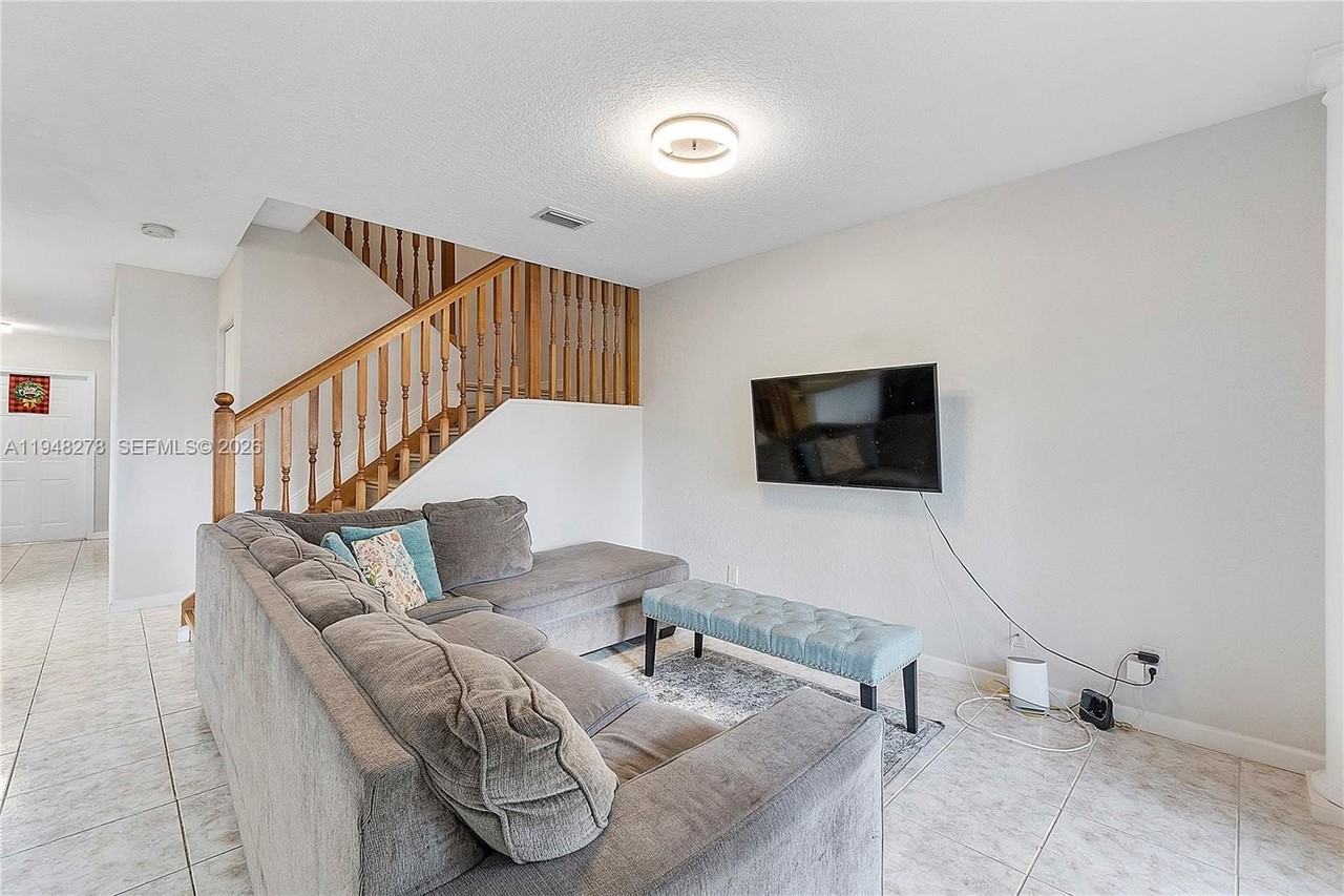 9032 Nw 38th Dr #8 - Photo 6 of 37