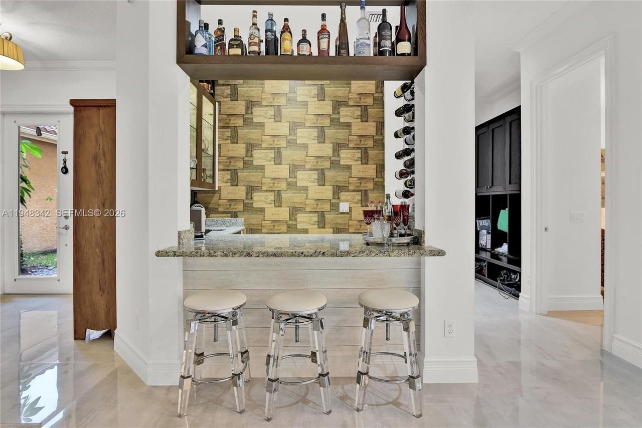 16805 Newark Bay Rd - Photo 7 of 33