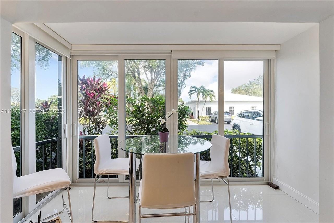 6261 Bay Club Dr #2 - Photo 7 of 28