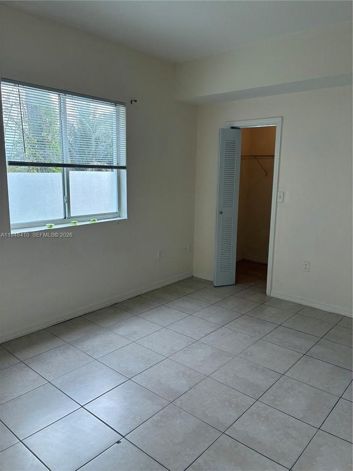 7516 Ne 1st Ave #202 - Photo 7 of 13