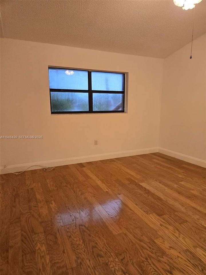 19740 Cypress Ct #19740 - Photo 6 of 12