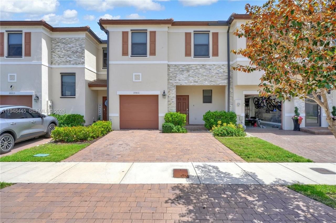 10011 Sw 231st Ln #0 - Photo 3 of 21