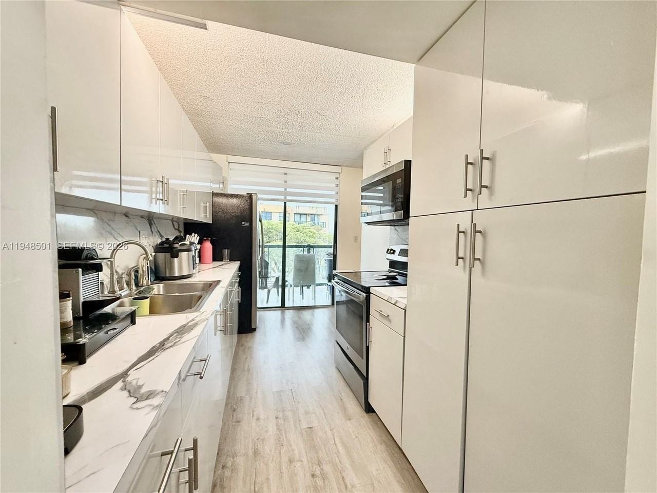 11800 Sw 18th St #410-4 - Photo 3 of 11