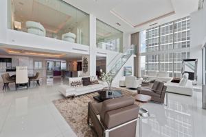 featured image of 1040 Biscayne Blvd #4403
