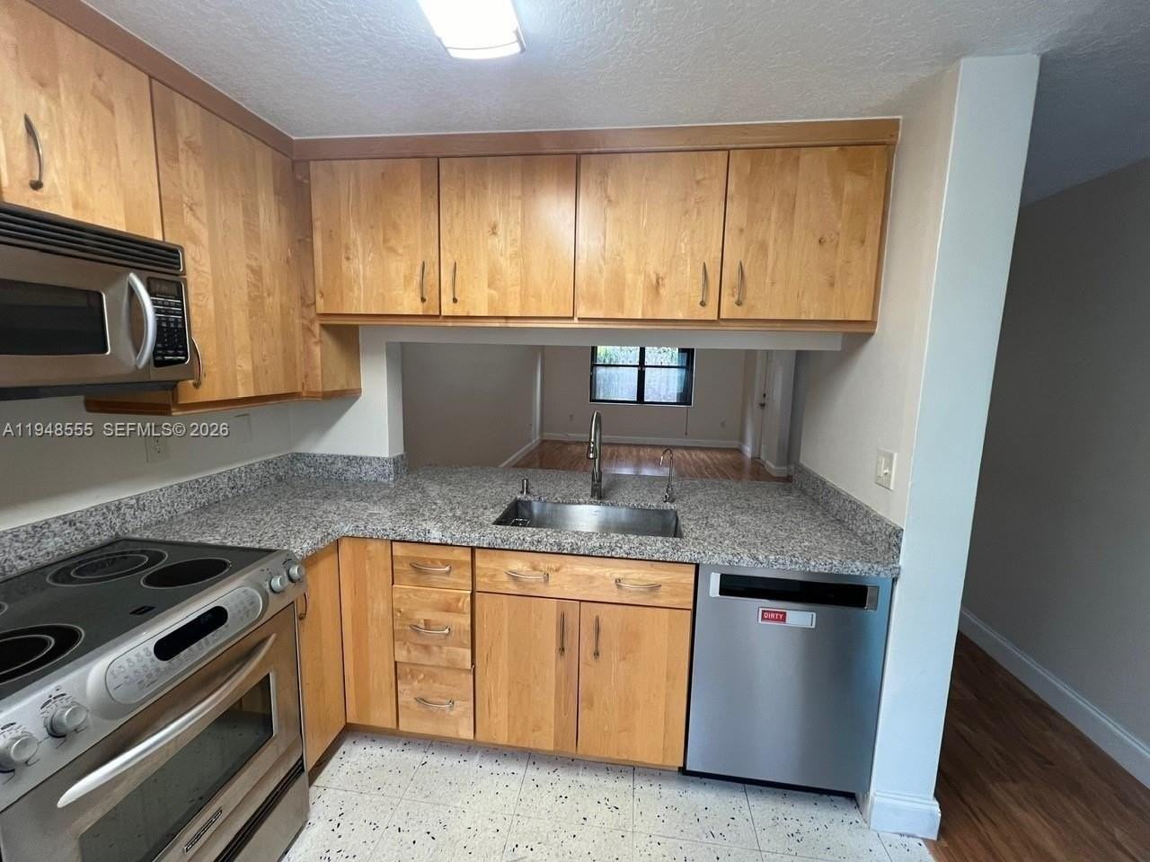 252 City View Dr #252 - Photo 5 of 50