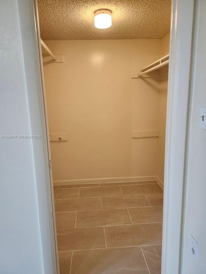 8520 Sw 133rd Avenue Rd #415 - Photo 6 of 12