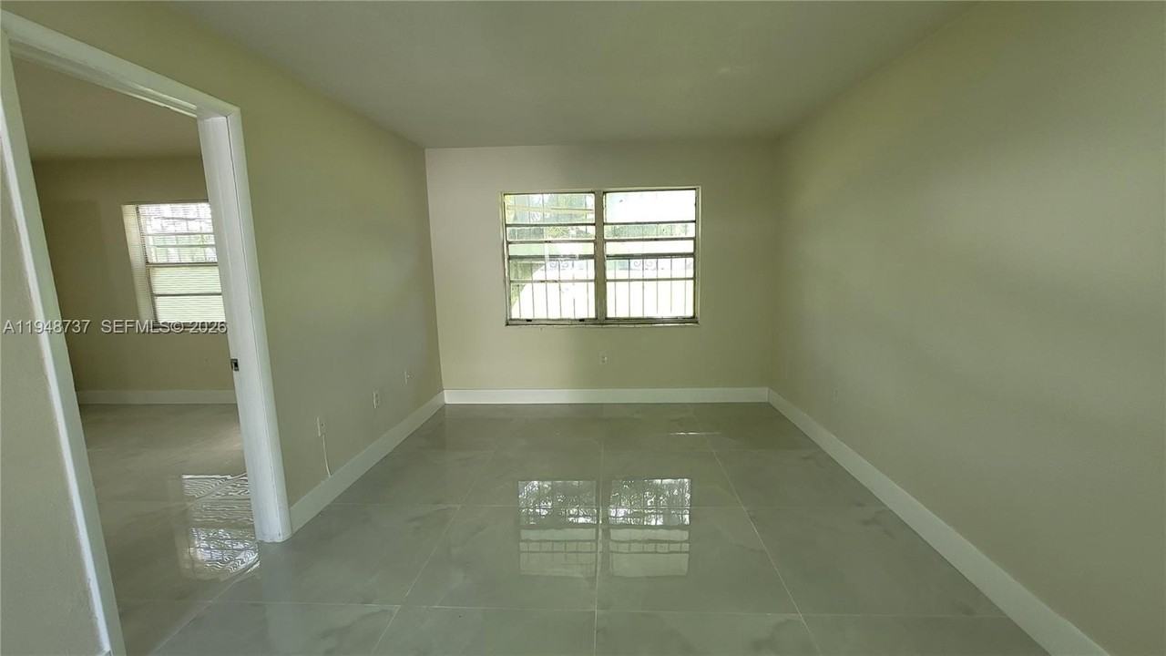 13240 Port Said Rd #4 - Photo 6 of 23