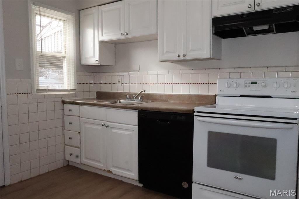 10131 Cabot Dr - Photo 5 of 13