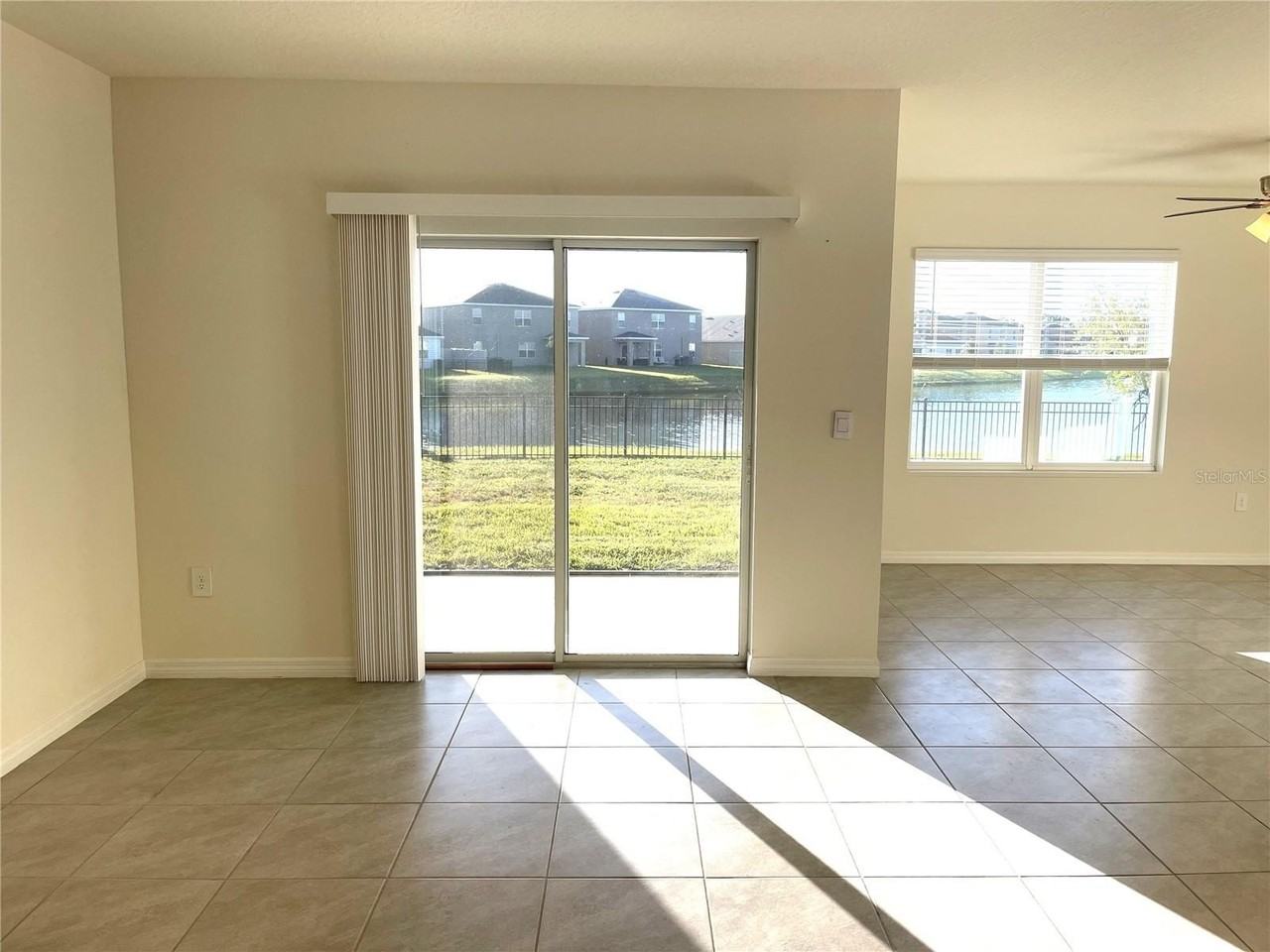 17210 Reserva Dr - Photo 7 of 20