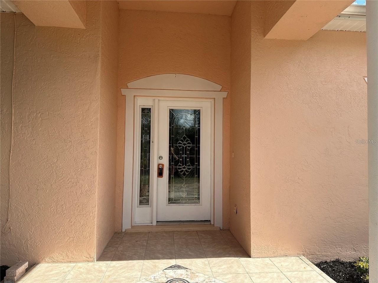 2761 Shady Ave - Photo 2 of 23