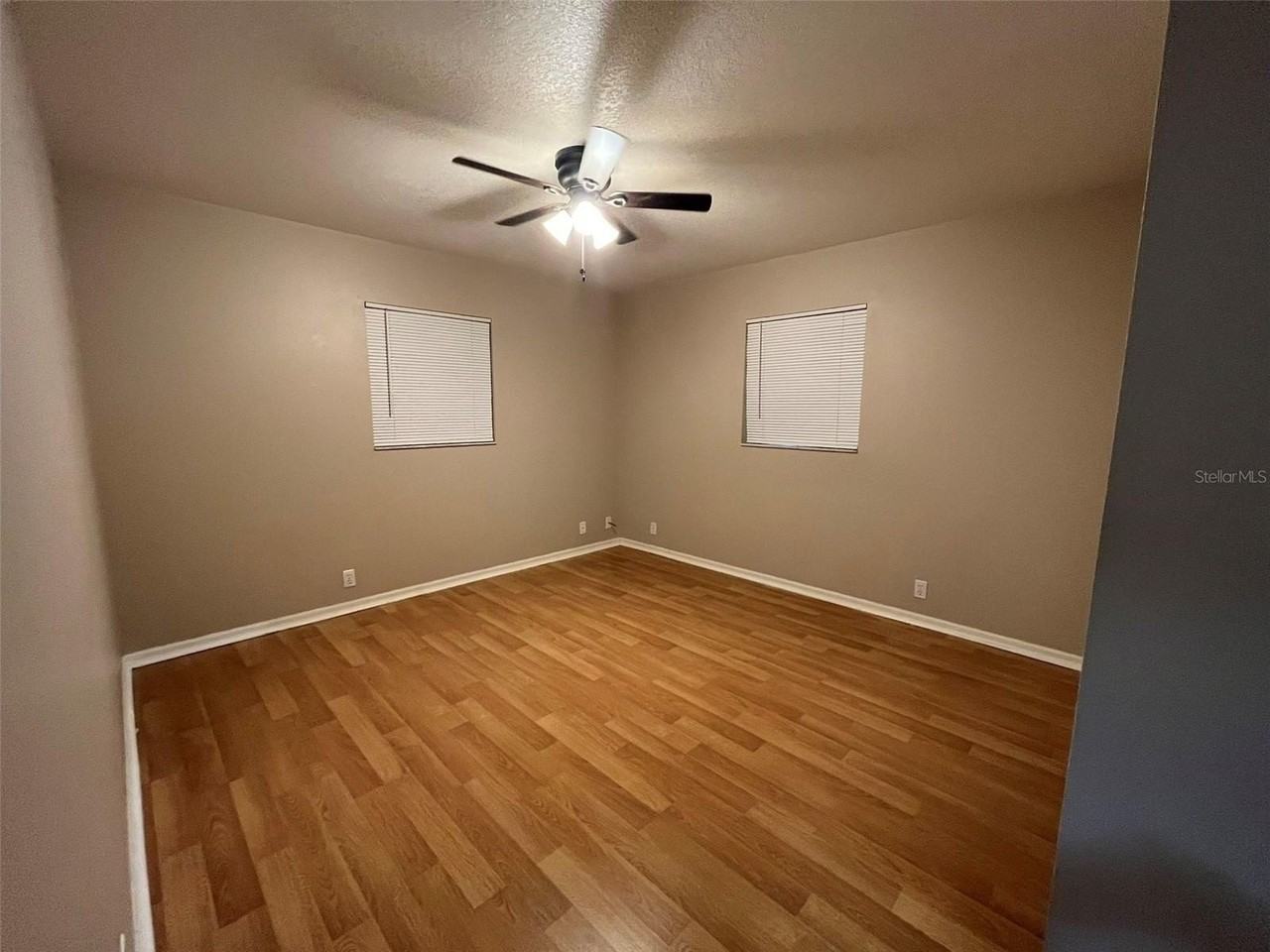 2868 N Salford Blvd - Photo 5 of 11