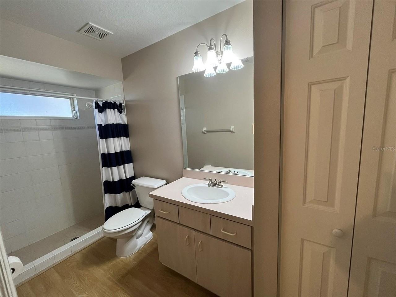 2868 N Salford Blvd - Photo 6 of 11