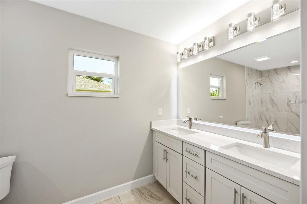 1633 Waldorf Dr - Photo 6 of 14