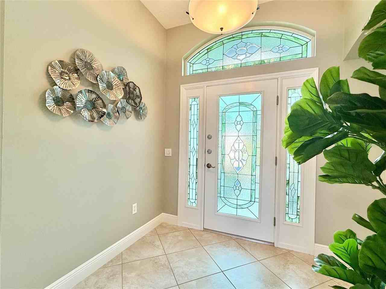 3088 Berwyn Way - Photo 4 of 50