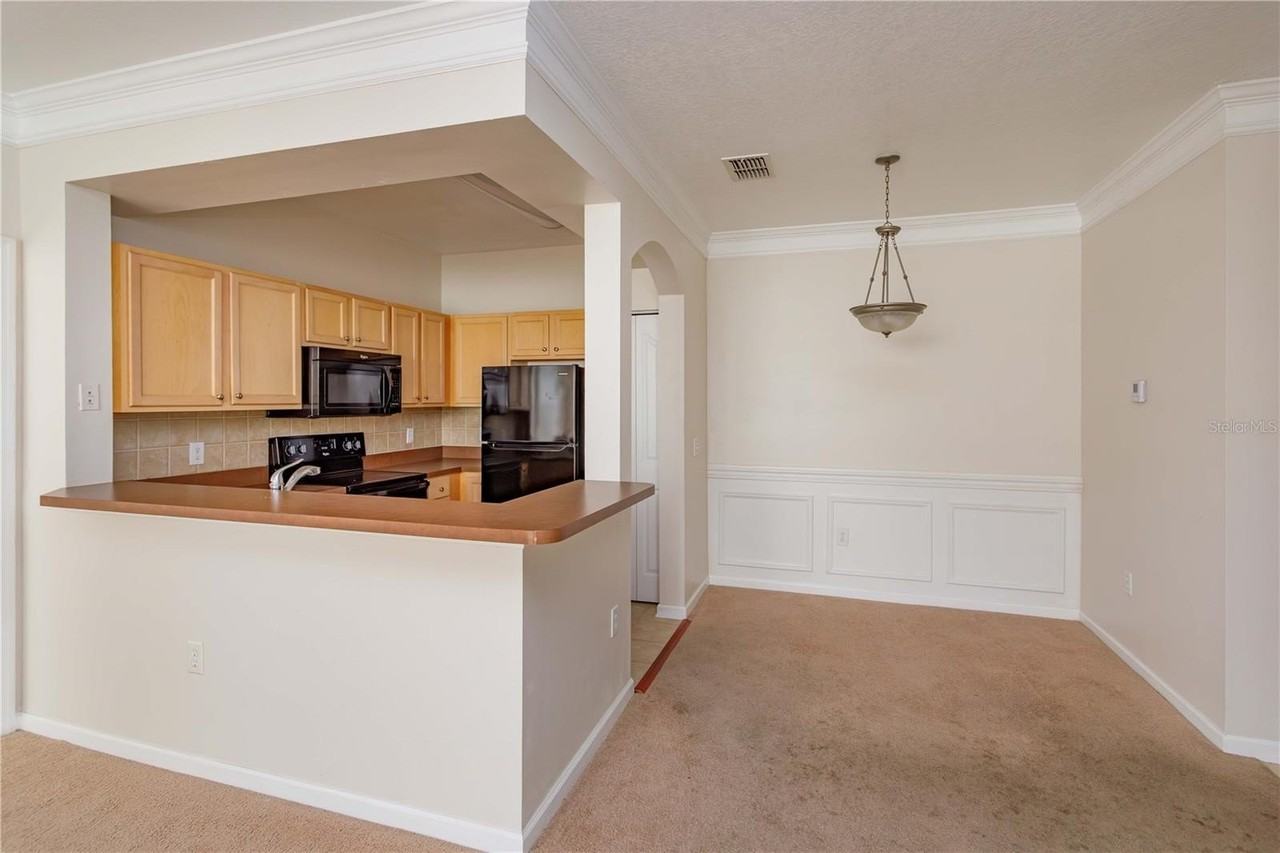 12849 Madison Pointe Cir #201 - Photo 7 of 27