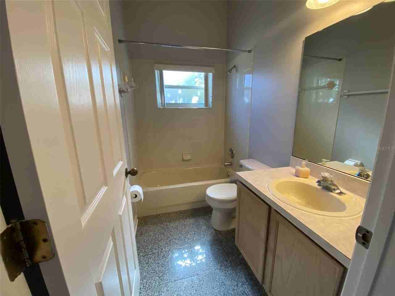 805 Magnolia Creek Cir - Photo 6 of 31