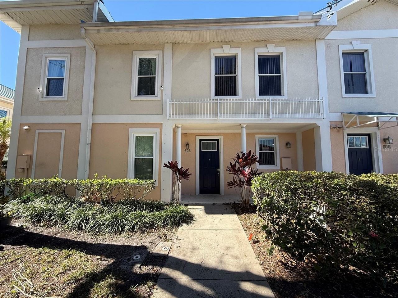 608 Cornerstone Dr - Photo 2 of 46