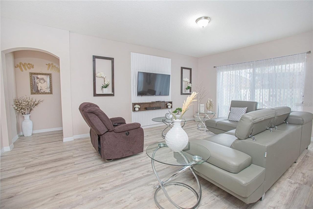 3034 Morton Way - Photo 3 of 17