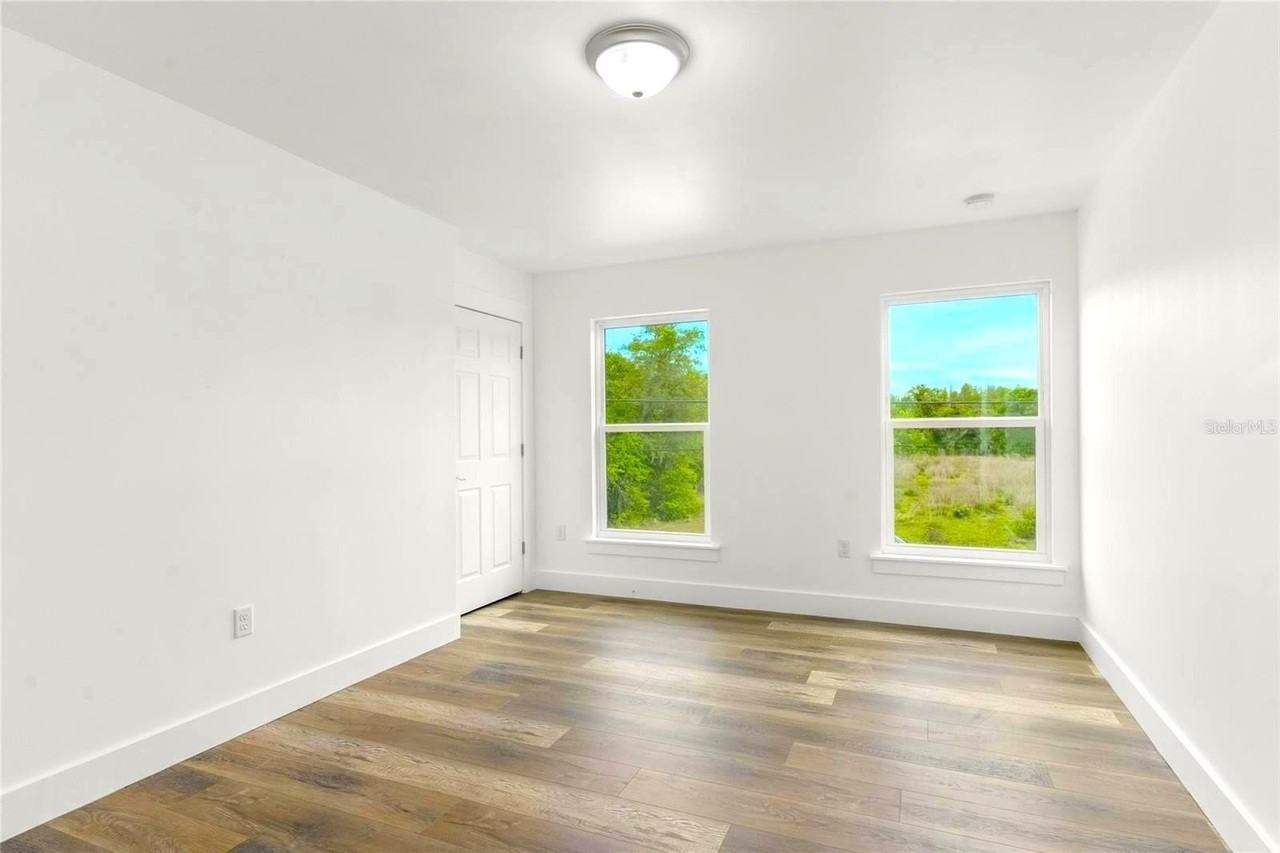 22229 Carson Dr - Photo 7 of 27