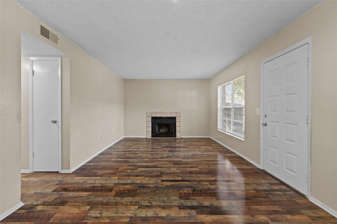 14419 Hanging Moss Cir #101 - Photo 5 of 25