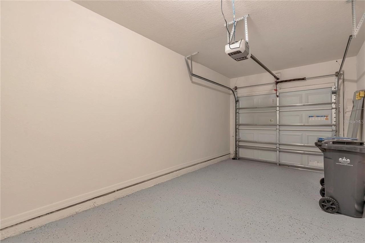 12904 Shady Fern Ln - Photo 6 of 15