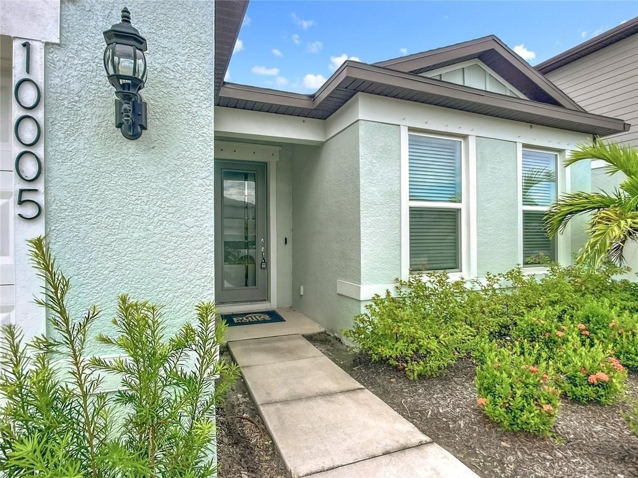 10005 Patterson Way - Photo 5 of 40