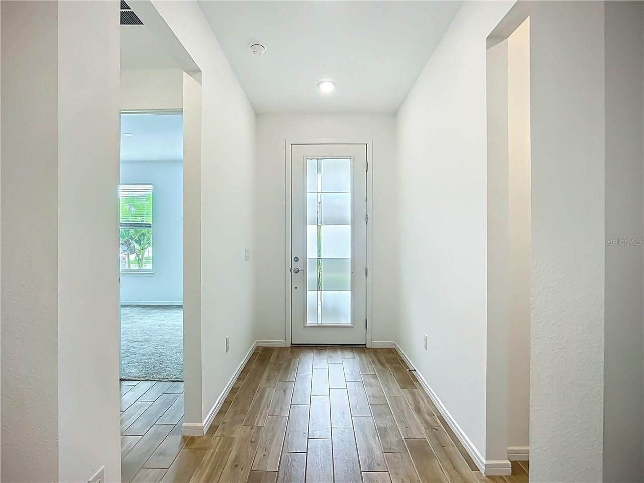 10005 Patterson Way - Photo 7 of 40