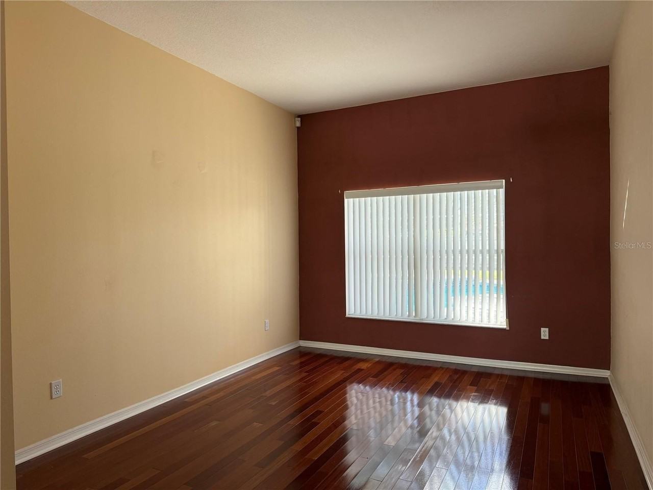 18230 Dolly Brook Ln - Photo 2 of 35