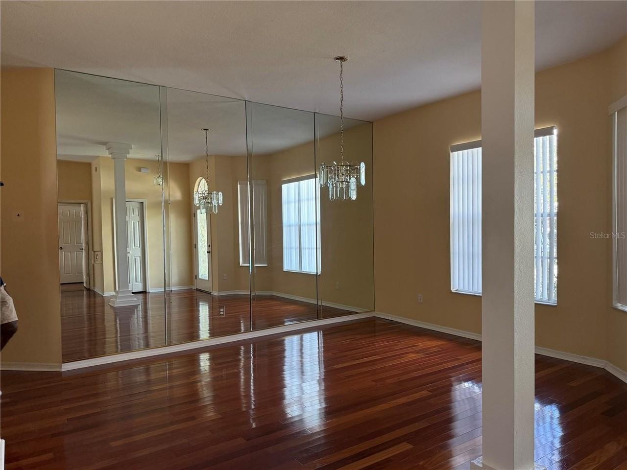 18230 Dolly Brook Ln - Photo 3 of 35