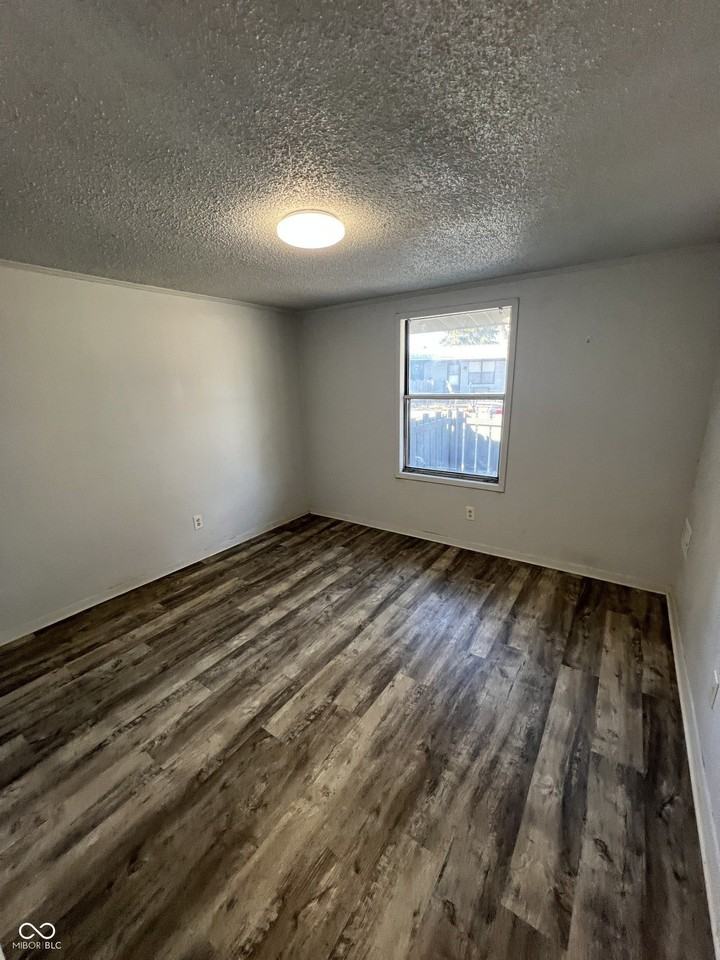 2000 Indianapolis Rd #31 - Photo 7 of 11