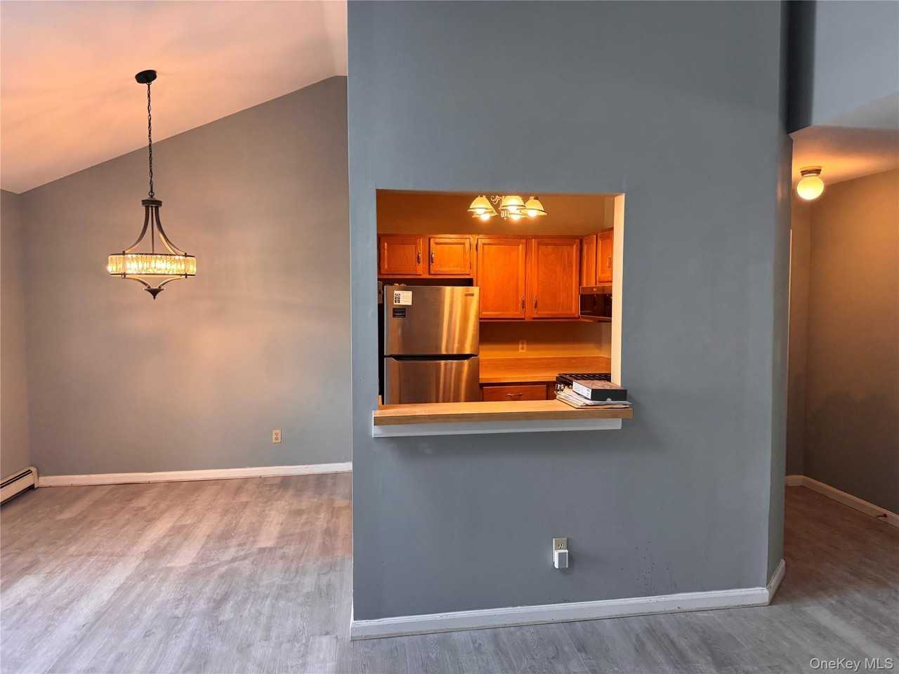 4 Lexington Hl Unit 6 #6 - Photo 6 of 19