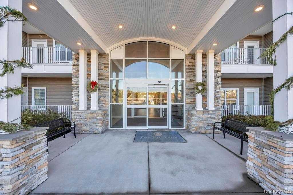 1 Meadow Ln Unit 5 #5 - Photo 6 of 27