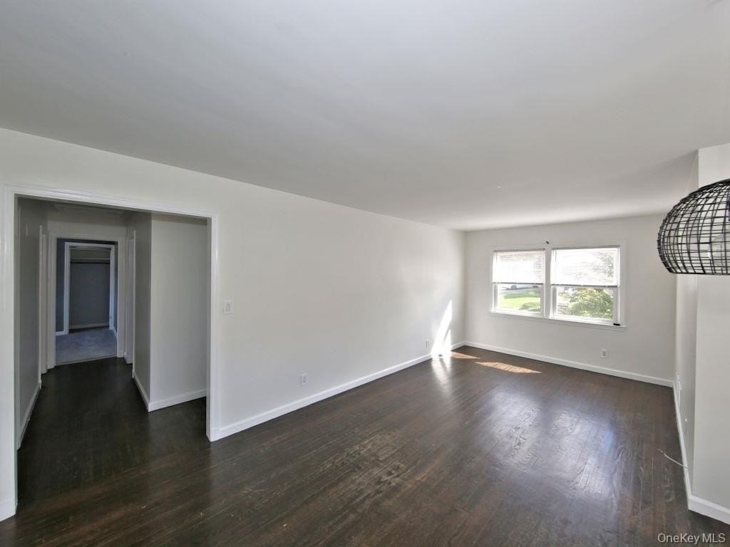 295 Gainsborg Ave E Unit 2 #2 - Photo 2 of 7