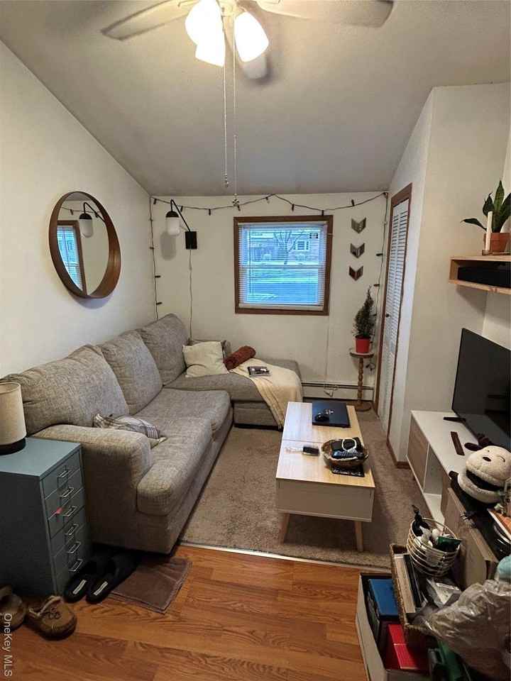 30 Stewart St - Photo 2 of 5