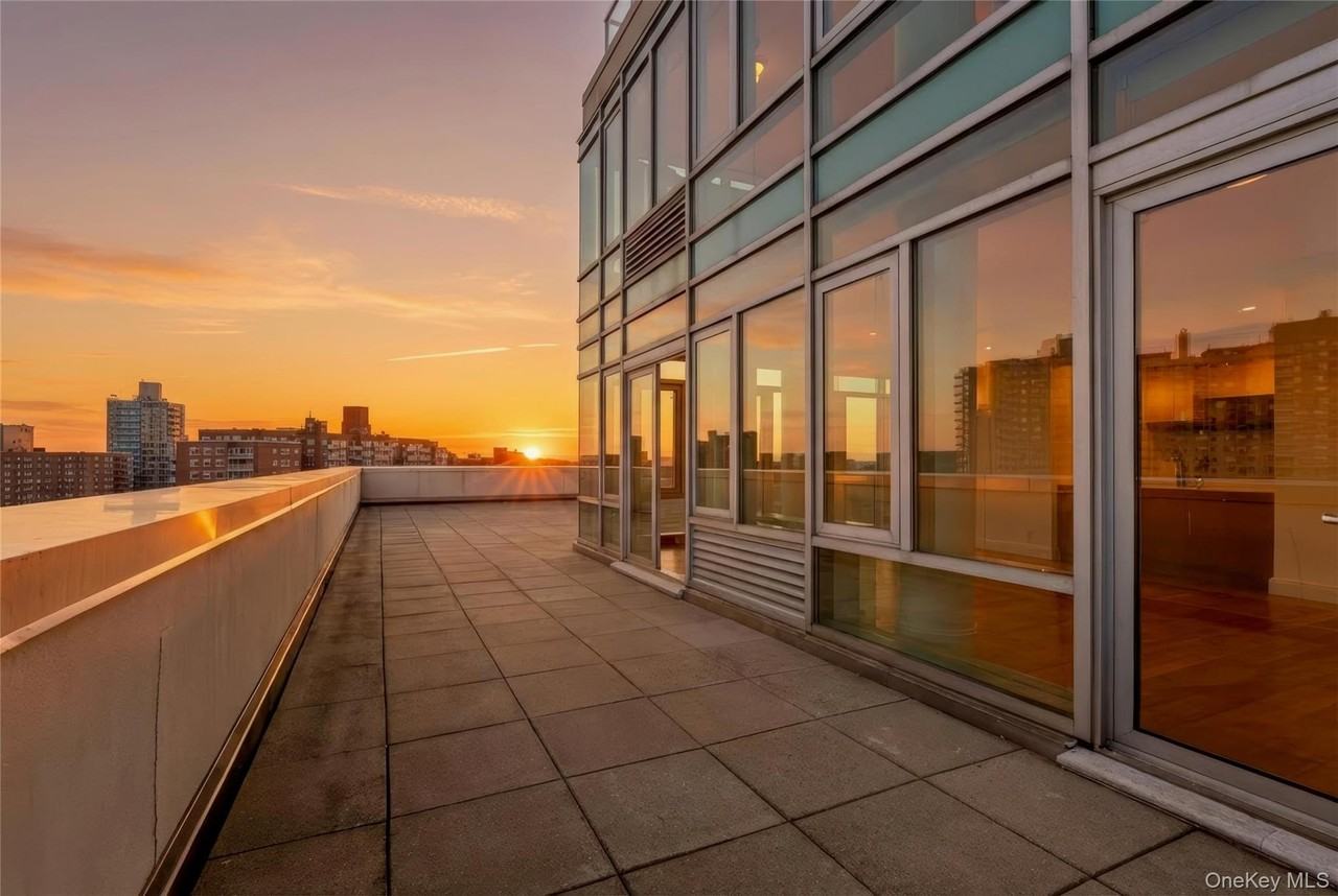 3220 Arlington Ave Unit 12ab #12AB - Photo 2 of 50