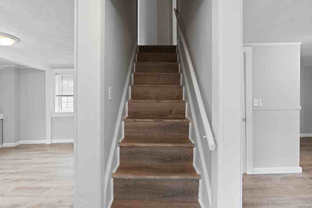 95B N Main St Unit B #B - Photo 6 of 34