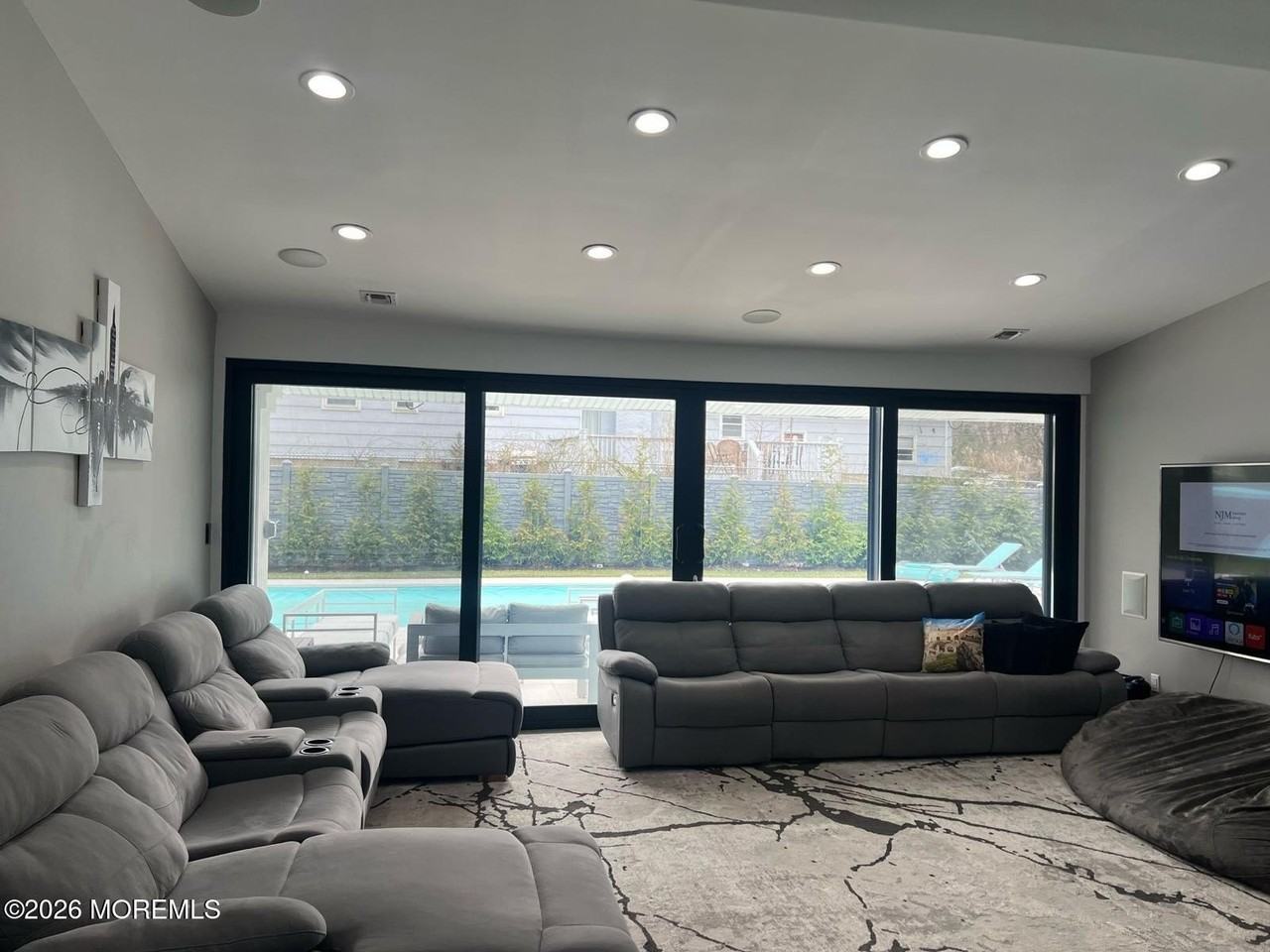 612 Deal Rd - Photo 2 of 4