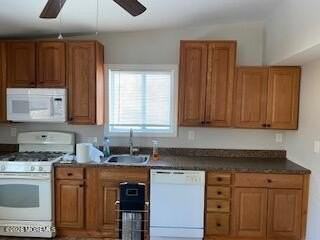 211 Clay St Unit 211 - Photo 5 of 9