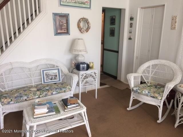 11 Bath Ave - Photo 6 of 17