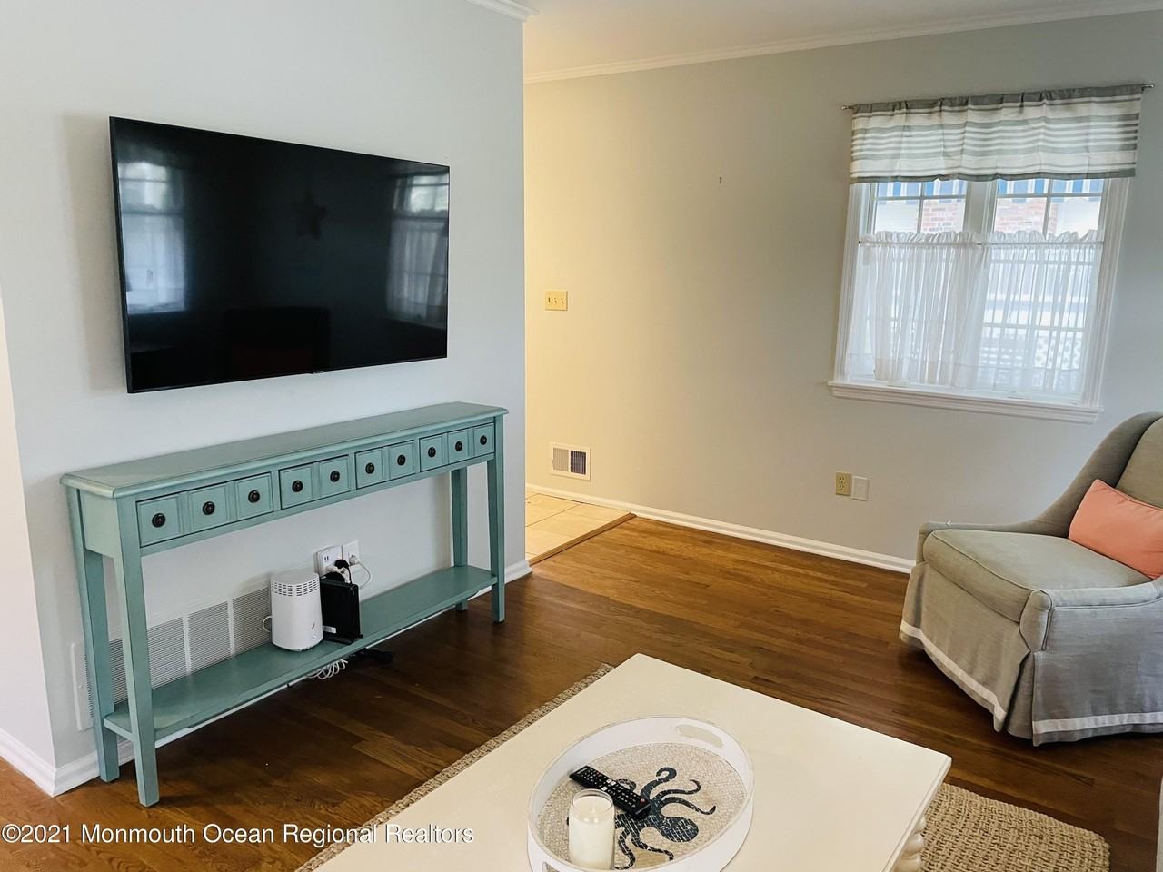 506 Monmouth Ave - Photo 3 of 38