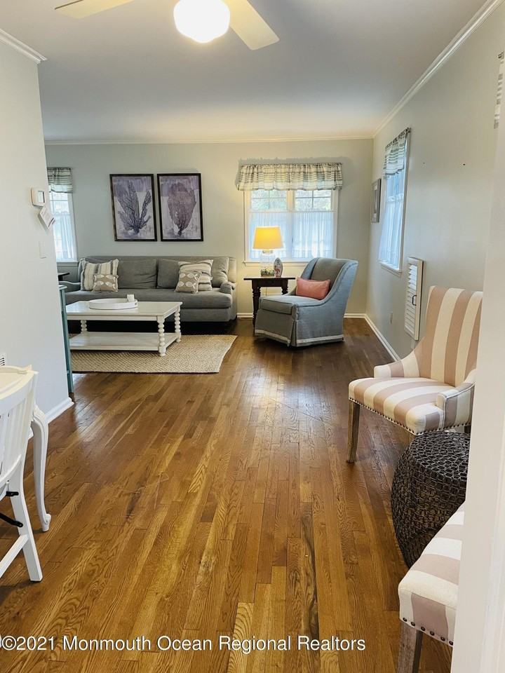 506 Monmouth Ave - Photo 6 of 38