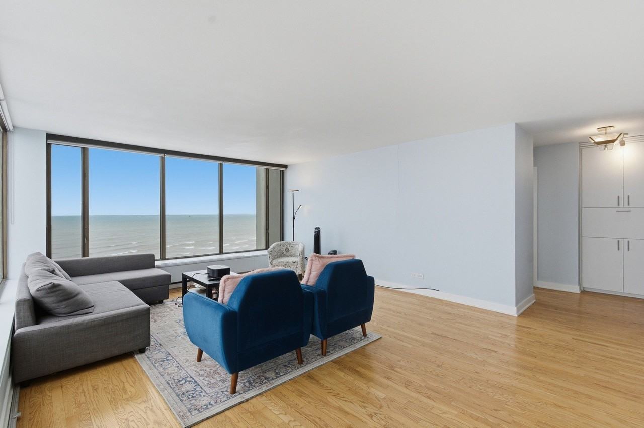 5455 N Sheridan Rd Apt 2301 #2301 - Photo 5 of 12