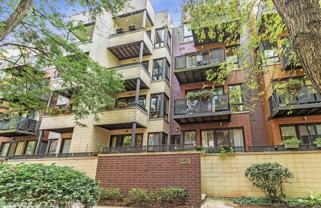 2251 W Wabansia Ave Apt 405 #405 - Photo 1 of 1