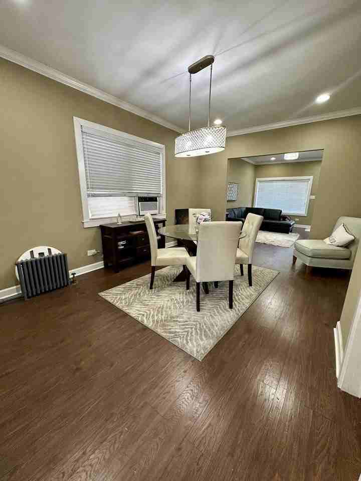 3619 S Rockwell St - Photo 5 of 11