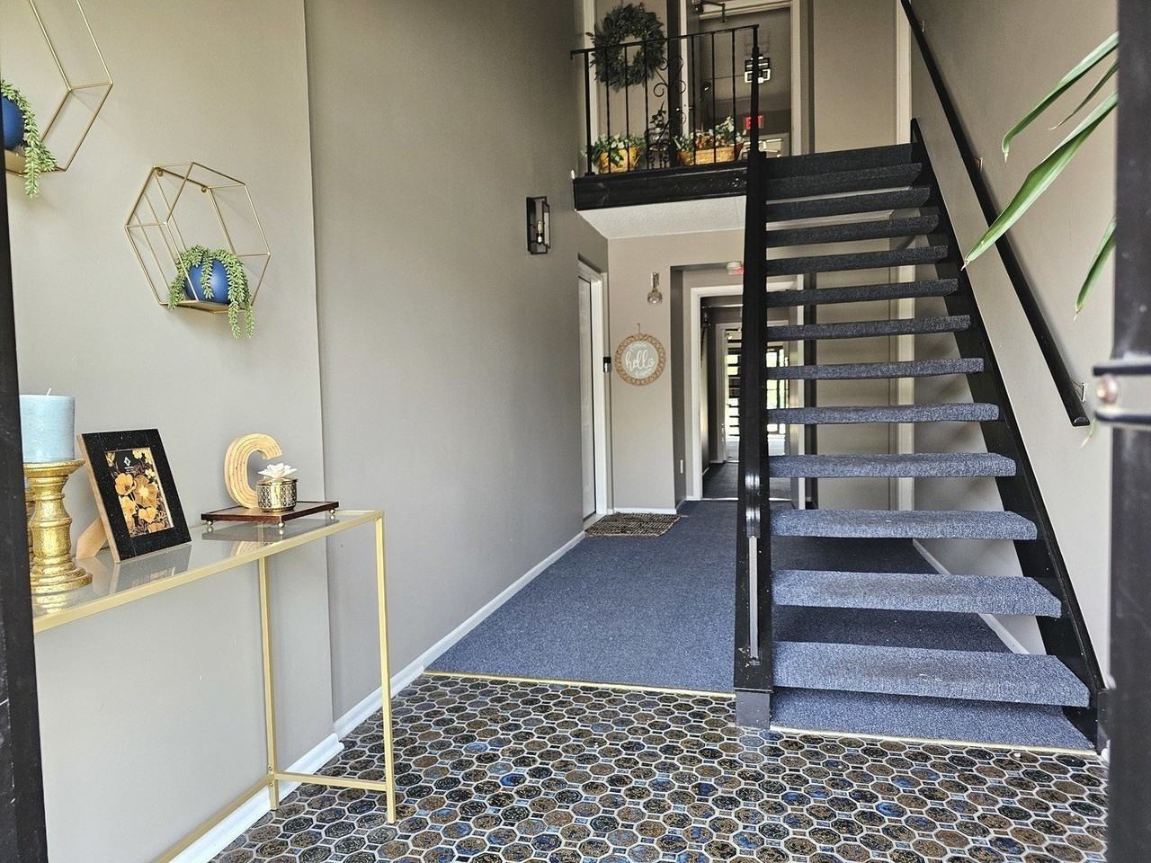 9870 Cordoba Ct Apt 2b #2B - Photo 2 of 11