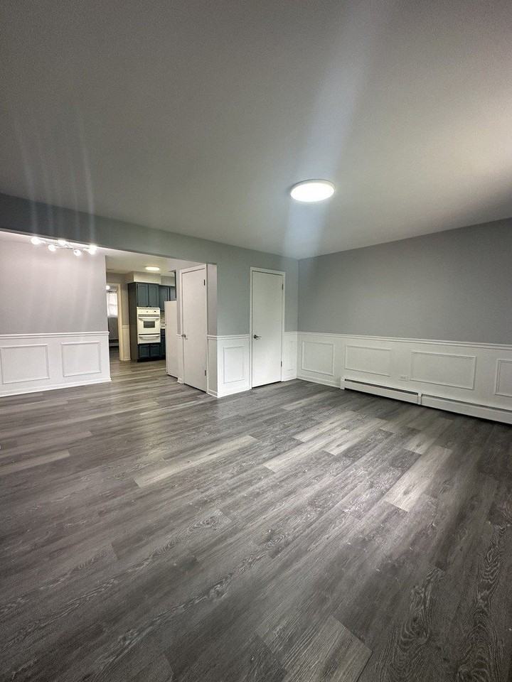 17 King Arthur Ct Apt 9 #9 - Photo 2 of 12